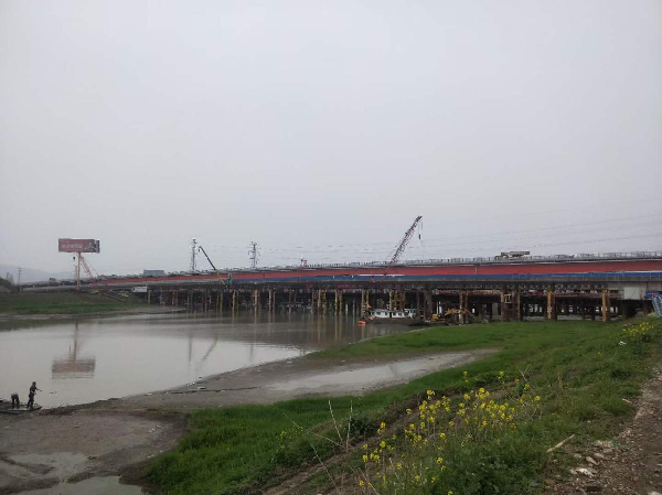 G5011蕪合高速公路蕪湖至林頭段改擴(kuò)建工程牛屯河大橋（施工）